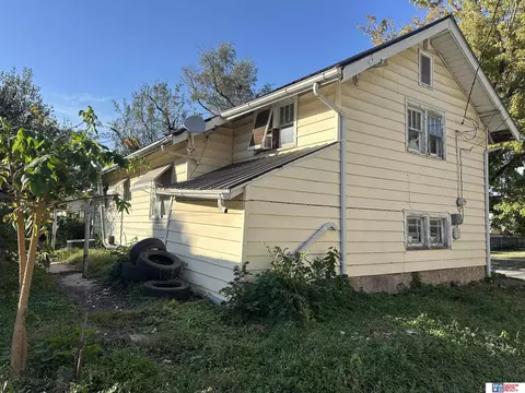 Other - 210 N 9th St, Beatrice, NE 68310 photo 2 of 11