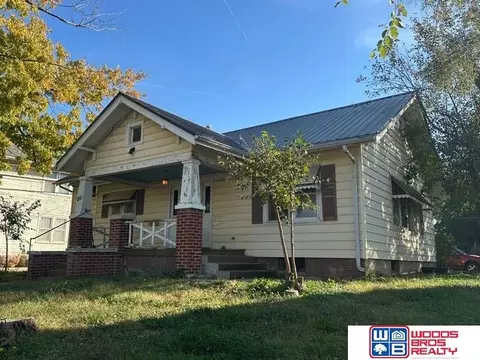 Exterior - 210 N 9th St, Beatrice, NE 68310 photo 3 of 3