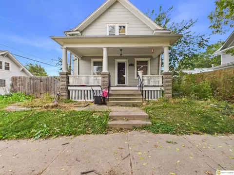 1230 S 7th St, Lincoln, NE 68502