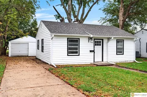 2609 Calhoun St, Bellevue, NE 68005