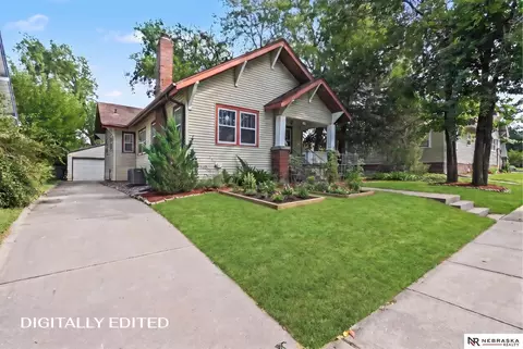 3918 Starr St, Lincoln, NE 68503