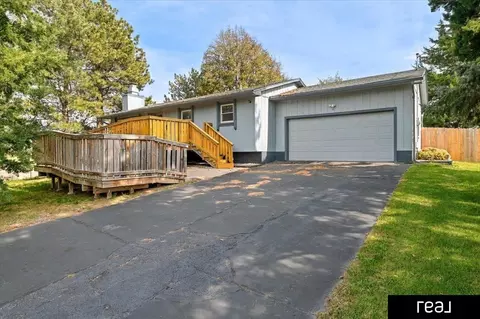 14651 Meadowbrook Ln, Council Bluffs, IA 51503