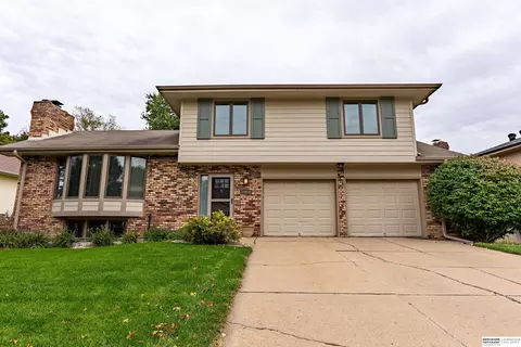 14919 Shirley St, Omaha, NE 68144
