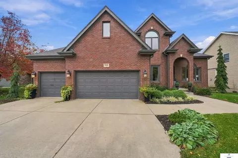 7830 Abigail Cir, Lincoln, NE 68516