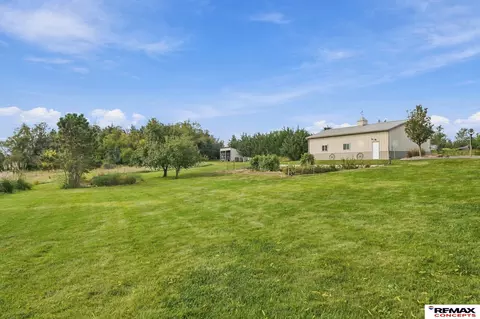 Exterior - 20495 Ash Dr, Eagle, NE 68347 photo 10 of 13