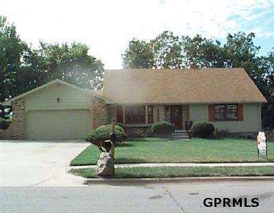 5305 Willit St, Omaha, NE 68152 photo 1