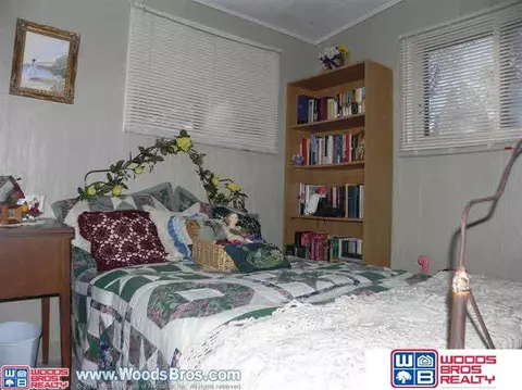 950 E 4th St, York, NE 68467 photo 14