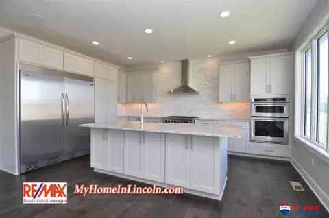 3801 Doonbeg Rd, Lincoln, NE 68520 photo 9