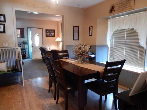 417 N 13th, Beatrice, NE 68310 photo 5