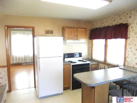 810 Bell St, Beatrice, NE 68310 photo 9