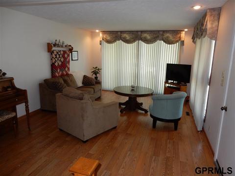 931 N 21, Beatrice, NE 68310 photo 4