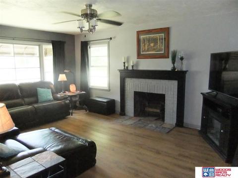 1703 Elk St, Beatrice, NE 68310 photo 5