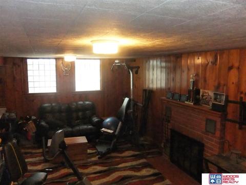 1703 Elk St, Beatrice, NE 68310 photo 17