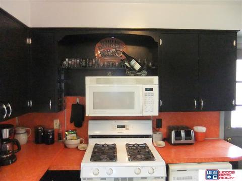 1703 Elk St, Beatrice, NE 68310 photo 7