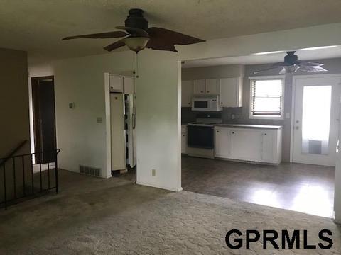 2718 Ella St, Beatrice, NE 68310 photo 5