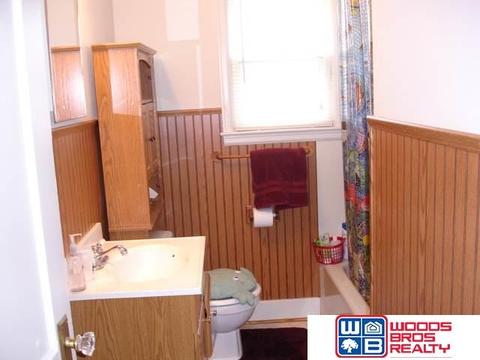 320 S 7th, Beatrice, NE 68310 photo 7