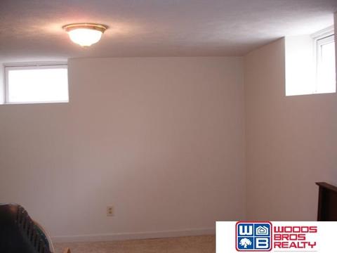 320 S 7th, Beatrice, NE 68310 photo 8