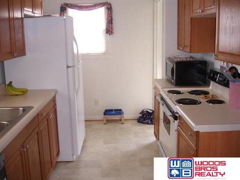 320 S 7th, Beatrice, NE 68310 photo 6