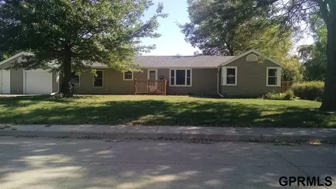 116 Cedar, Beatrice, NE 68310 photo 1