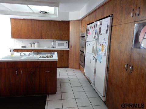 1401 S 4th, Beatrice, NE 68310 photo 7