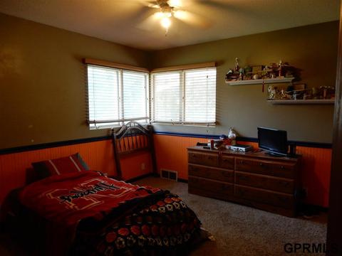 1401 S 4th, Beatrice, NE 68310 photo 11