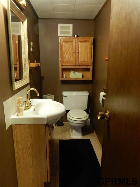 1401 S 4th, Beatrice, NE 68310 photo 18