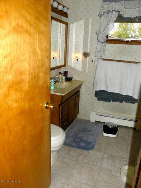 2011 Campbell Pl, Anchorage, AK 99507 photo 4