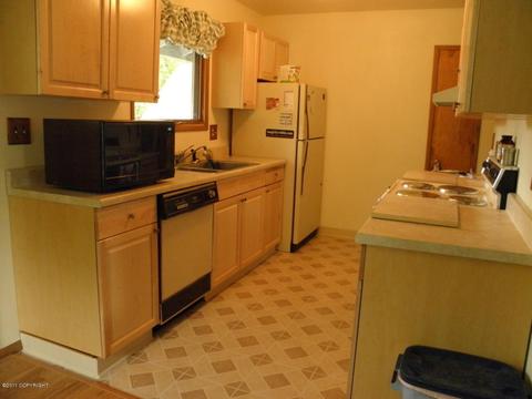 2011 Campbell Pl, Anchorage, AK 99507 photo 2