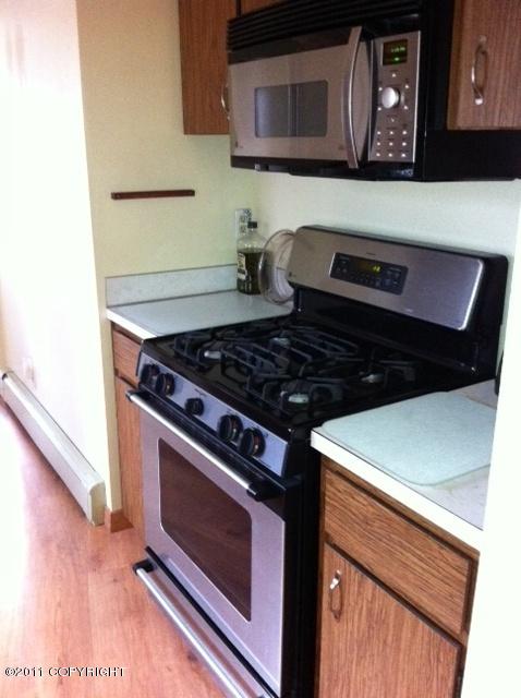 10035 Birch Ln, Eagle River, AK 99577 photo 7