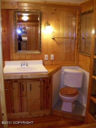 1603 E 40th Ct, Anchorage, AK 99508 photo 27
