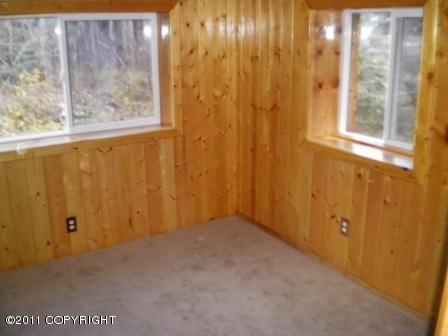 1603 E 40th Ct, Anchorage, AK 99508 photo 21