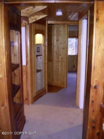 1603 E 40th Ct, Anchorage, AK 99508 photo 31