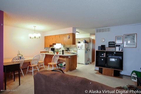 276 Fall Leaf Cir, Anchorage, AK 99504 photo 2