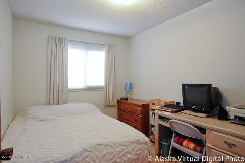 276 Fall Leaf Cir, Anchorage, AK 99504 photo 7