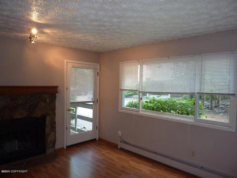 5018 E 43rd Ave # 2, Anchorage, AK 99508 photo 4