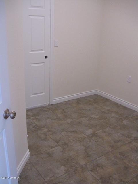 11230 Tulin Park Loop, Anchorage, AK 99516 photo 7