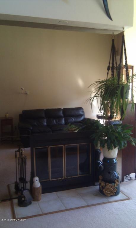 2002 Parkview Cir, Anchorage, AK 99501 photo 7