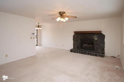 7113 E Henderson Loop, Anchorage, AK 99507 photo 5