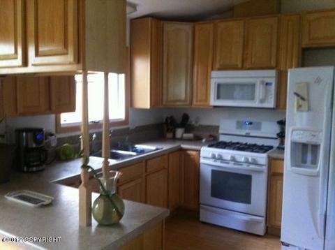 2821 Wiley Post Ave, Anchorage, AK 99517 photo 5