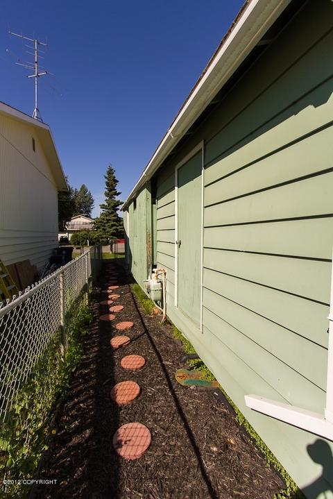 218 E 23rd Ave, Anchorage, AK 99503 photo 23
