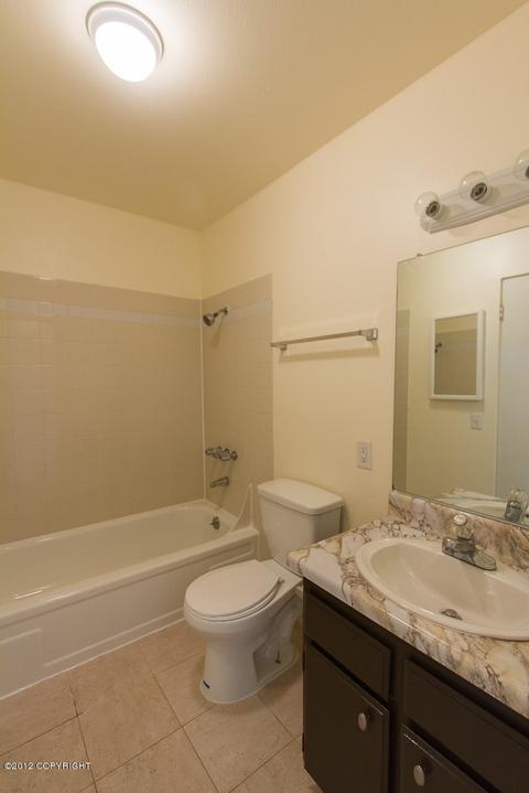 1121 E 17th Ave, Anchorage, AK 99501 photo 22