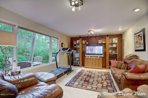 6800 Round Tree Dr, Anchorage, AK 99507 photo 22