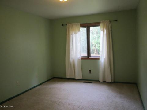 9906 Beardslee Cir, Eagle River, AK 99577 photo 3