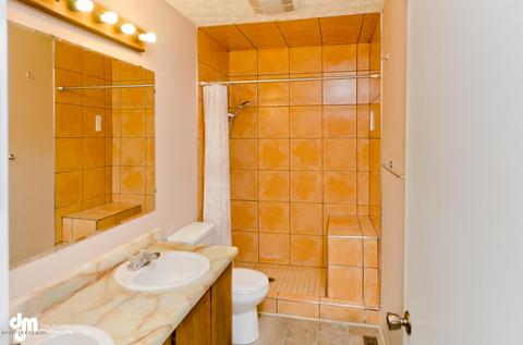 8009 E 36th Ave, Anchorage, AK 99504 photo 8