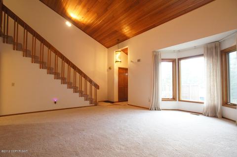 9201 Main Tree Dr, Anchorage, AK 99516 photo 4