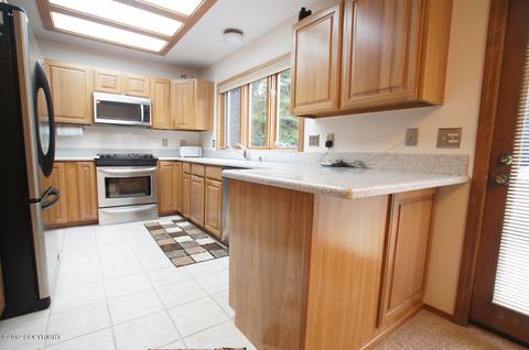 9201 Main Tree Dr, Anchorage, AK 99516 photo 8