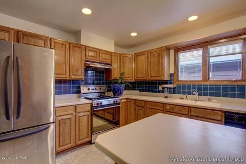 3341 Wiley Post Loop, Anchorage, AK 99517 photo 9