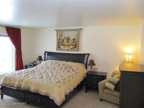 6900 Round Tree Cir, Anchorage, AK 99507 photo 8