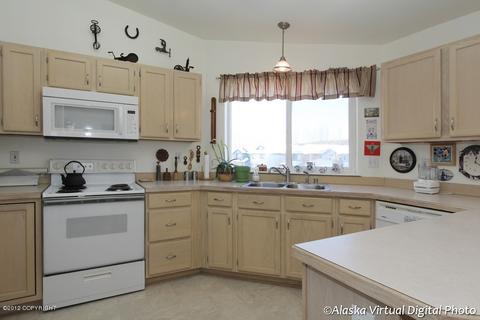 3860 Reflection Dr, Anchorage, AK 99504 photo 2