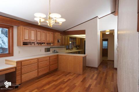 12027 Dee Ln, Eagle River, AK 99577 photo 7